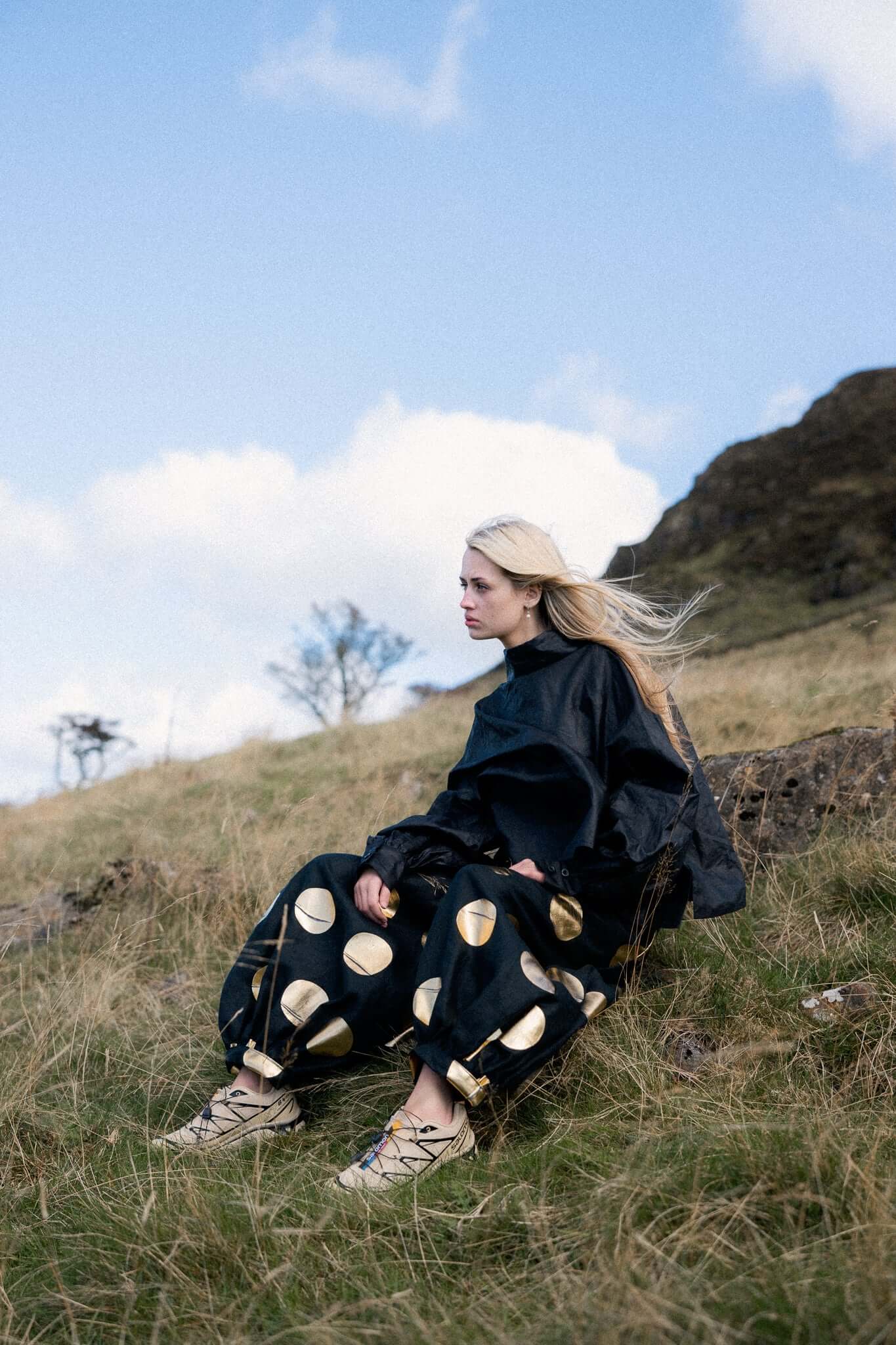 CADHLA SHIRT | BLACK BEETLED LINEN