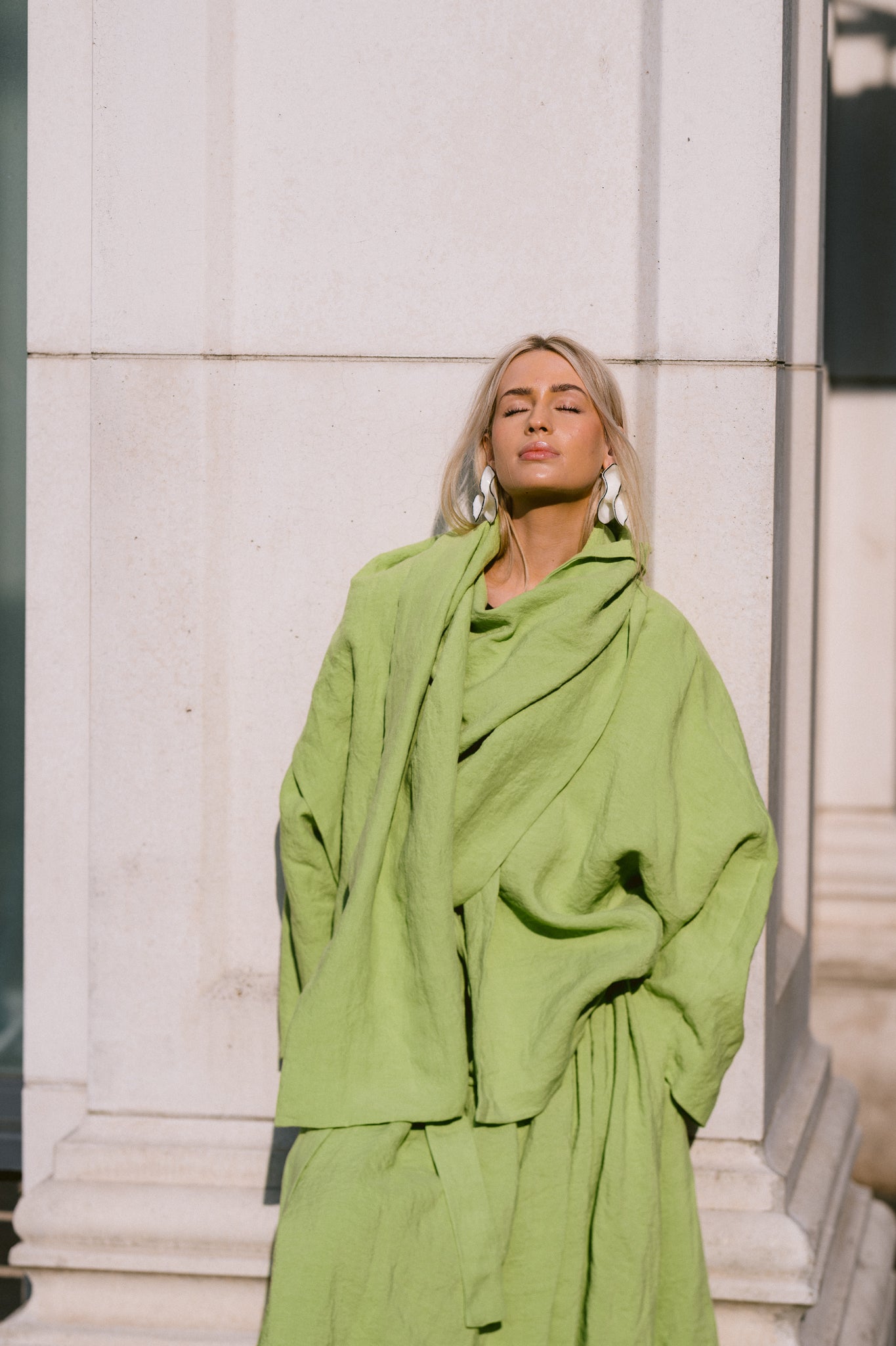 THE IRISH BRAT | LIME