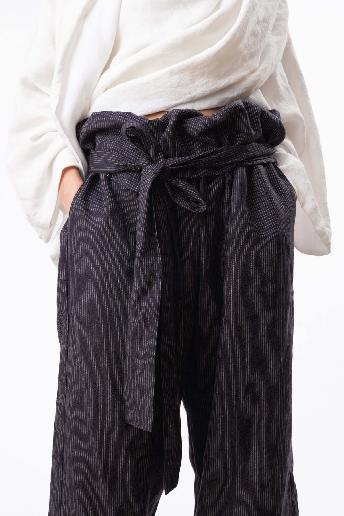 WIDE TIE TROUSERS