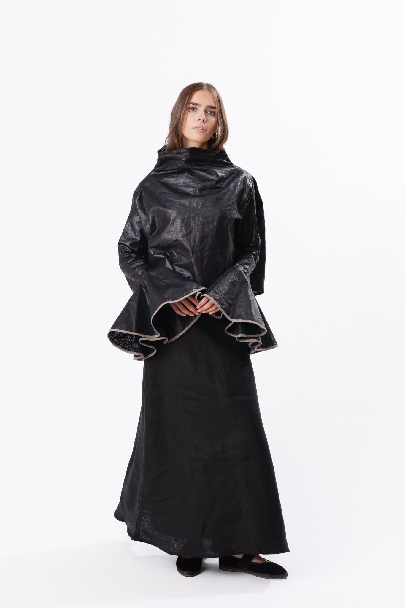 POLO NECK | BLACK BEETLED