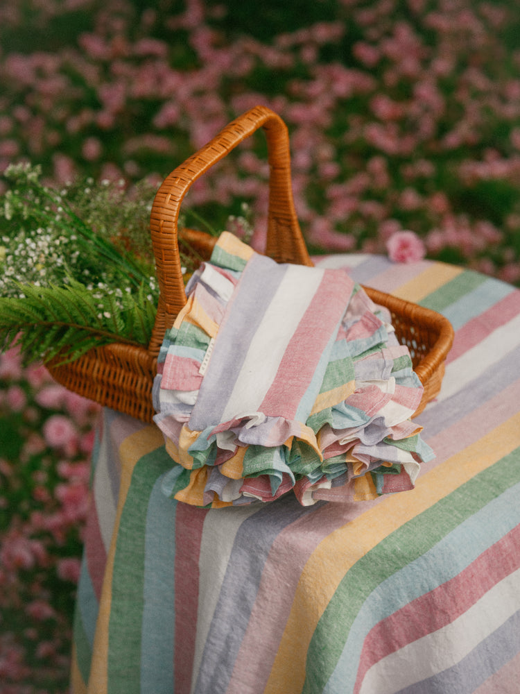 DOVE FRILL NAPKIN | SET OF TWO