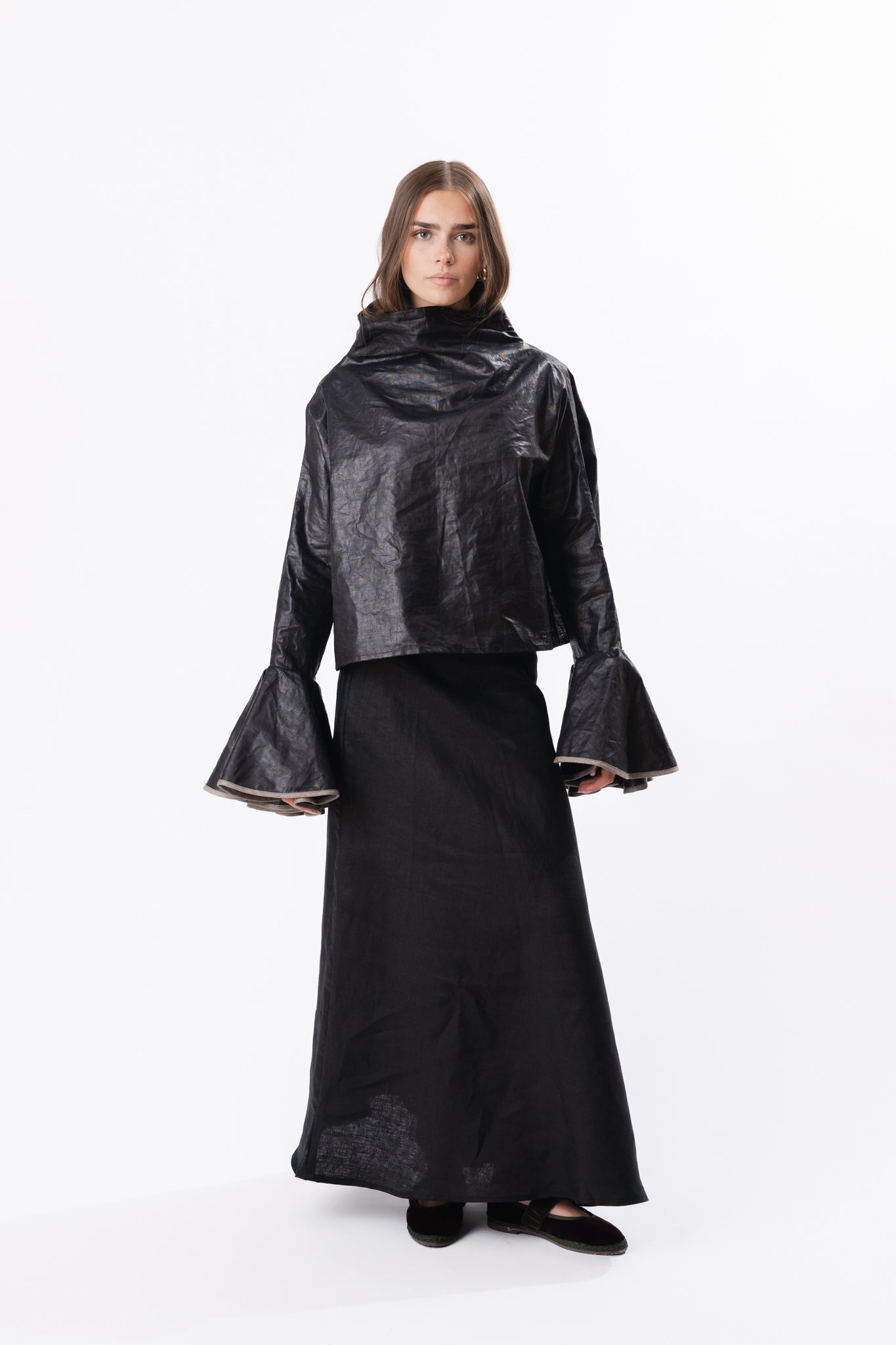 POLO NECK | BLACK BEETLED