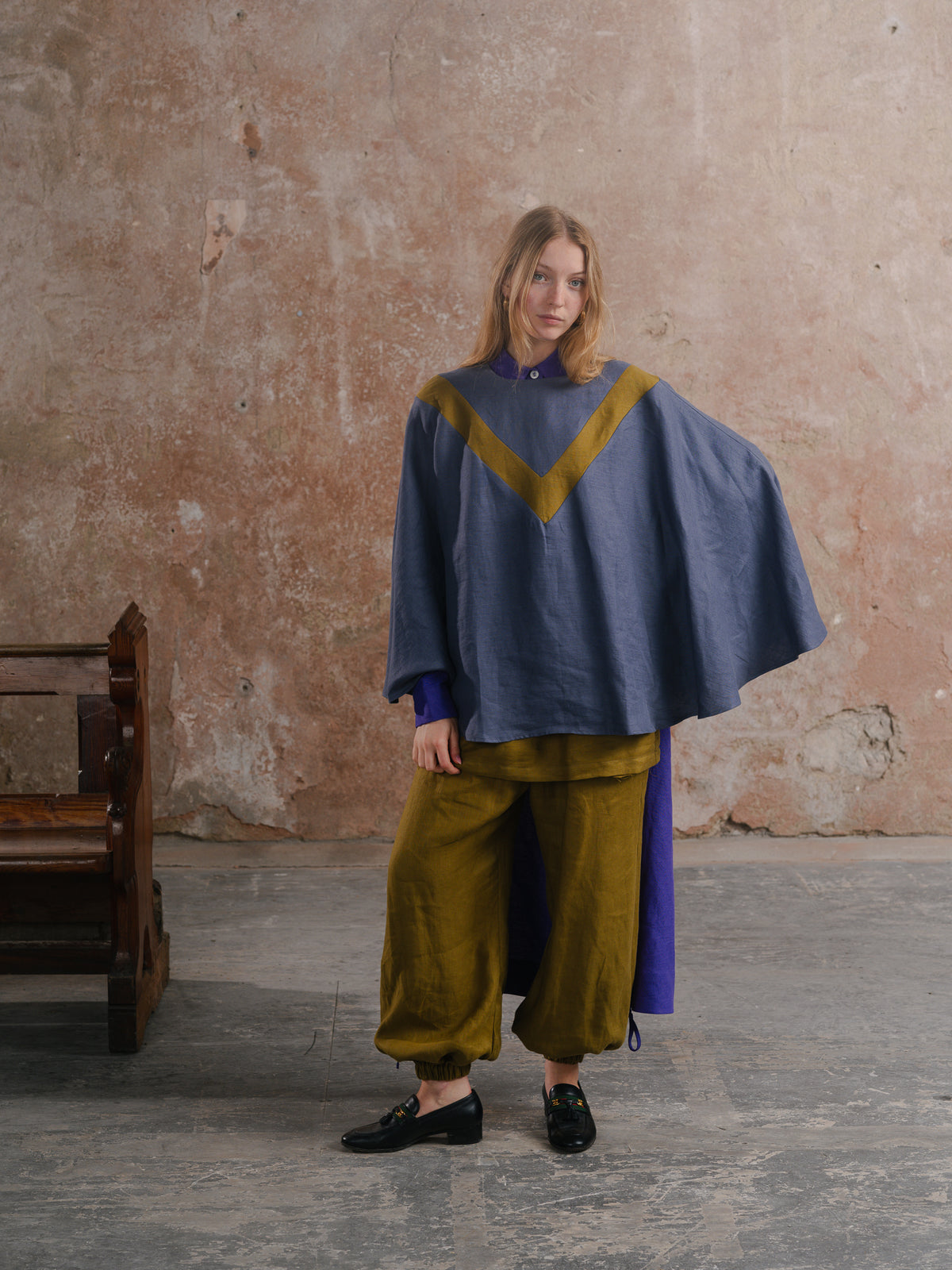Orla Poncho; Off Duty Joggers in Army Washed linen