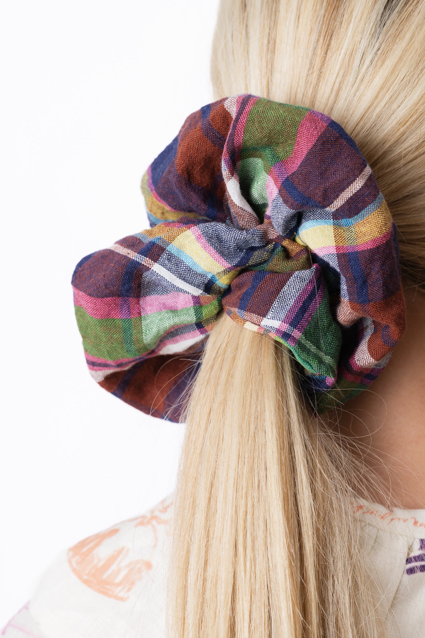 COLOURED TARTAN SCRUNCHIE