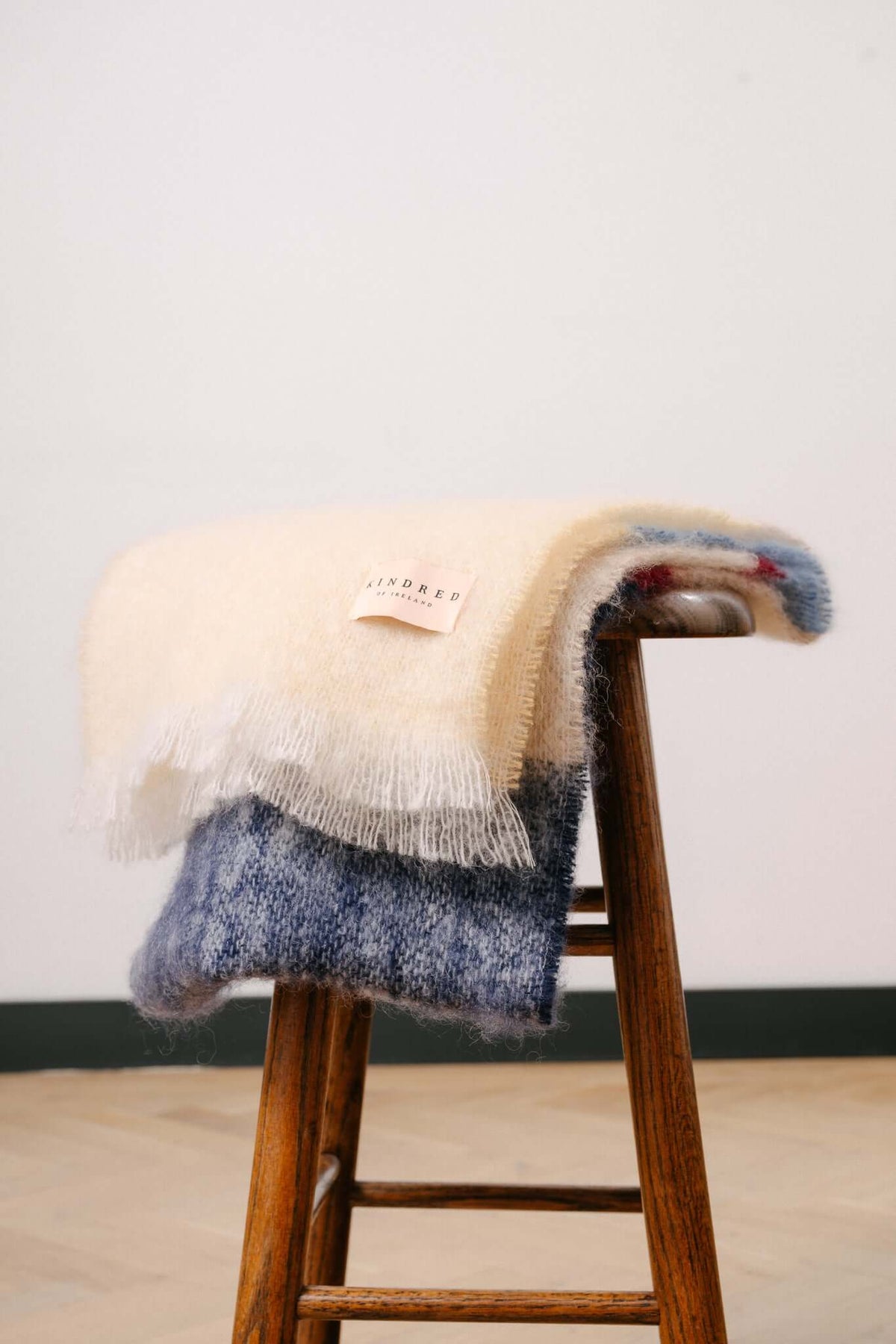 MOHAIR SCARF
