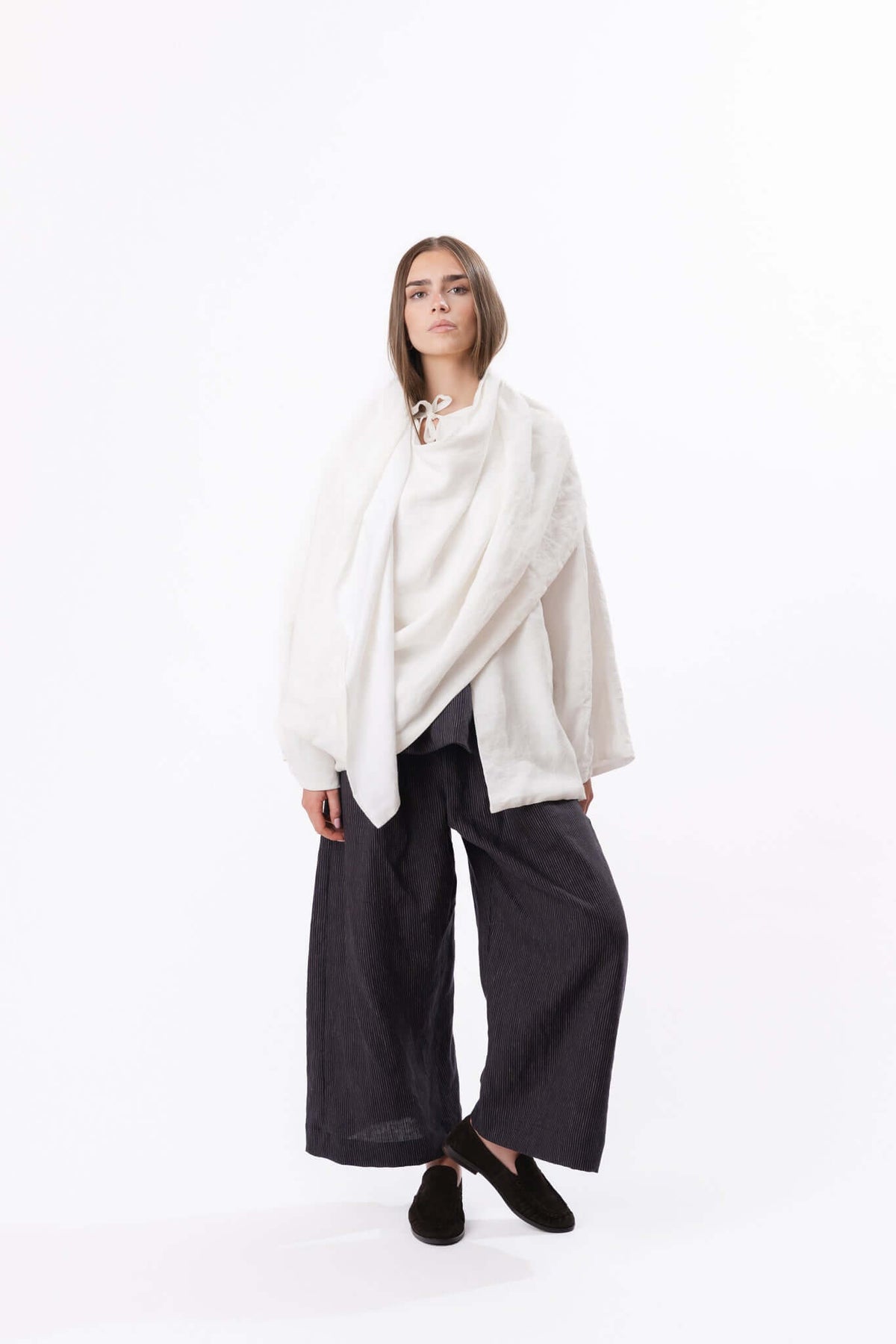 WIDE TIE TROUSERS