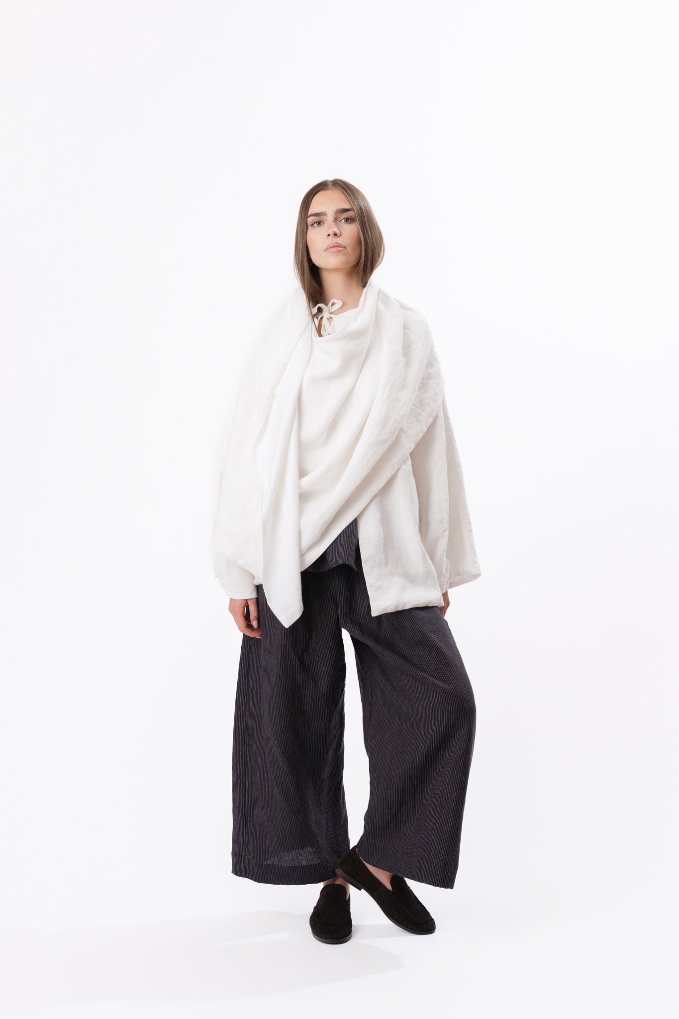 WIDE TIE TROUSERS