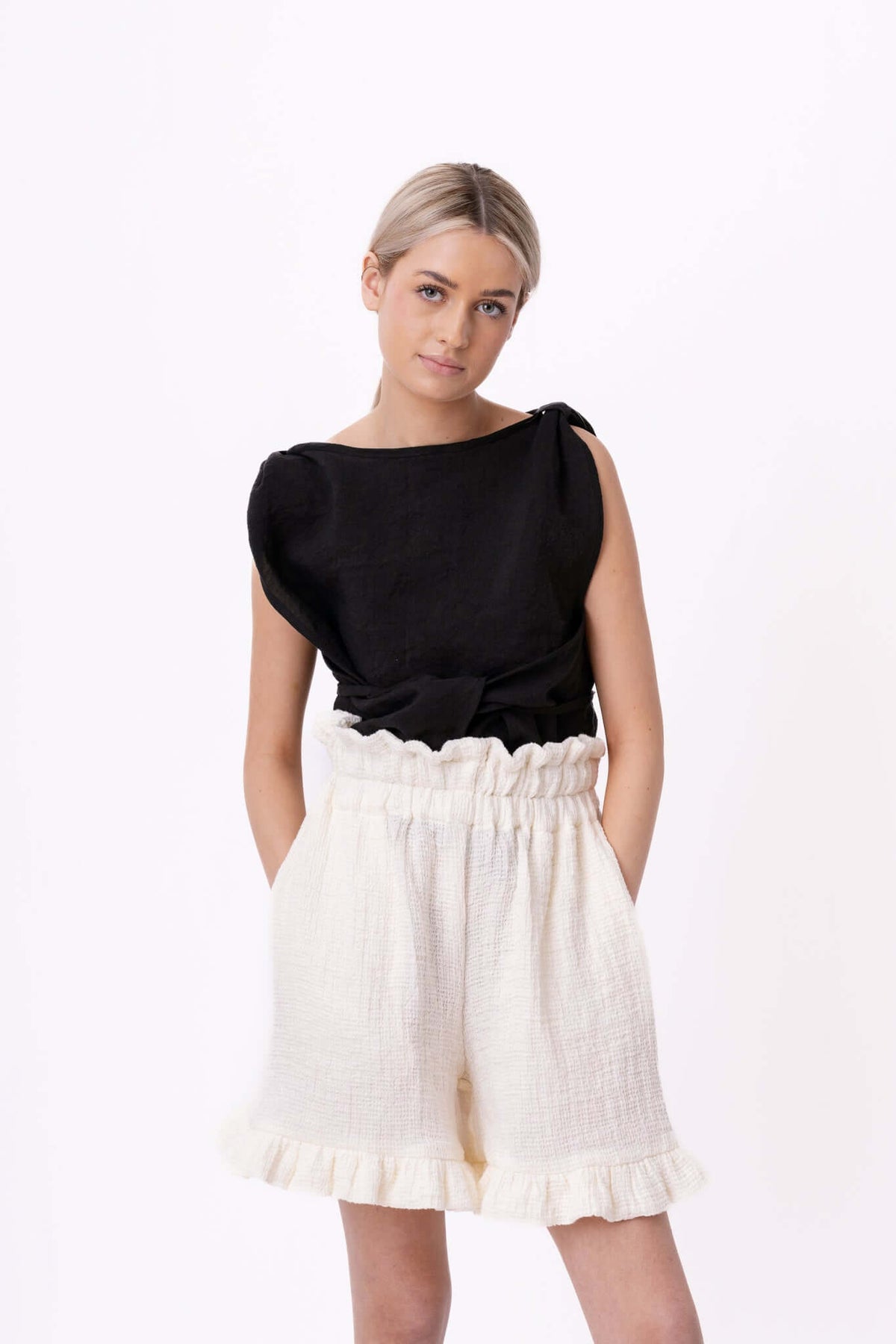 TEXTURED SHORTS | ICE CREAM