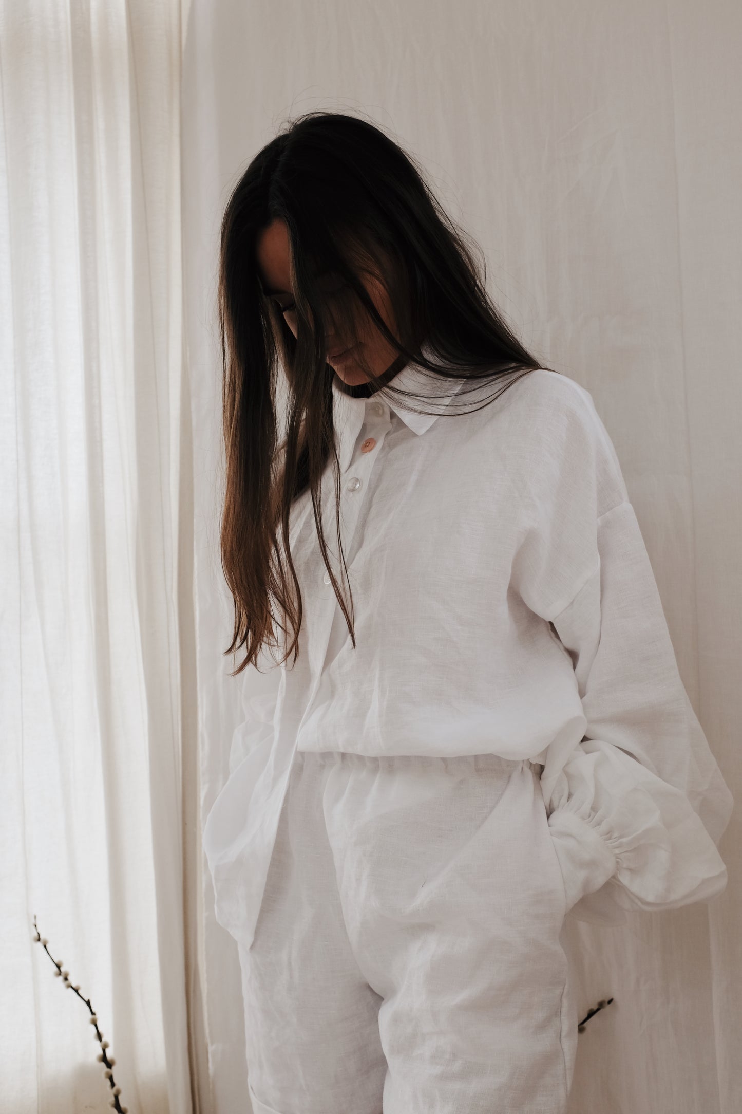 CADHLA | PEARL SET | Pajamas for the outdoors. Whether you’re lounging at home, by the pool, or nipping out for a coffee in the sunshine, our Cadhla linen loungewear set is what your wardrobe is crying out for. The Cadhla shirt can be worn on reverse with