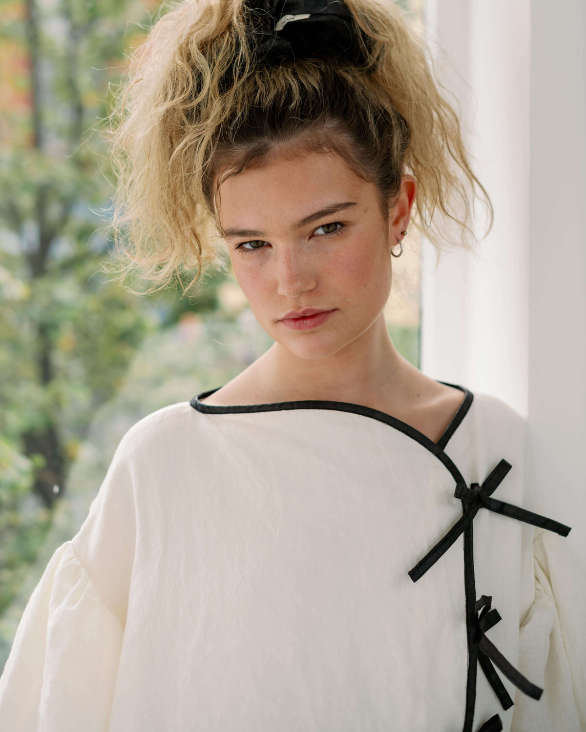 TIFFANY DRESS | A new style for AW23, we have fallen in love with the simplicity and elegance of Tiffany. True to our effortless yet elevated signature, Tiffany feels relaxed and oversized yet holds those special elements of delicate binding and bow faste