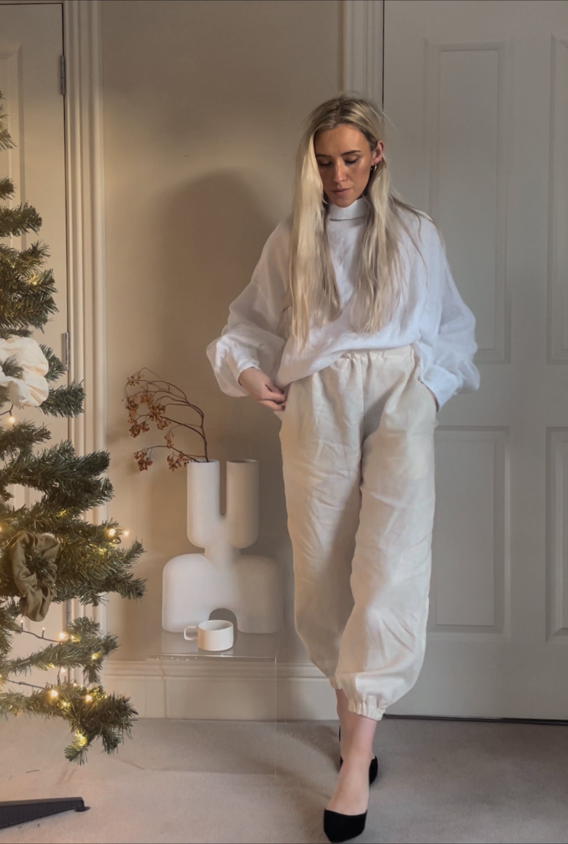 CADHLA WHITE | LOUNGEWEAR SET | Our classic Cadhla blouse paired with optional pearl white/ecru joggers. Host your guests in style this Christmas while feeling comfortable and stylish. Our Cadhla blouse can also be worn with buttons at to the back, making