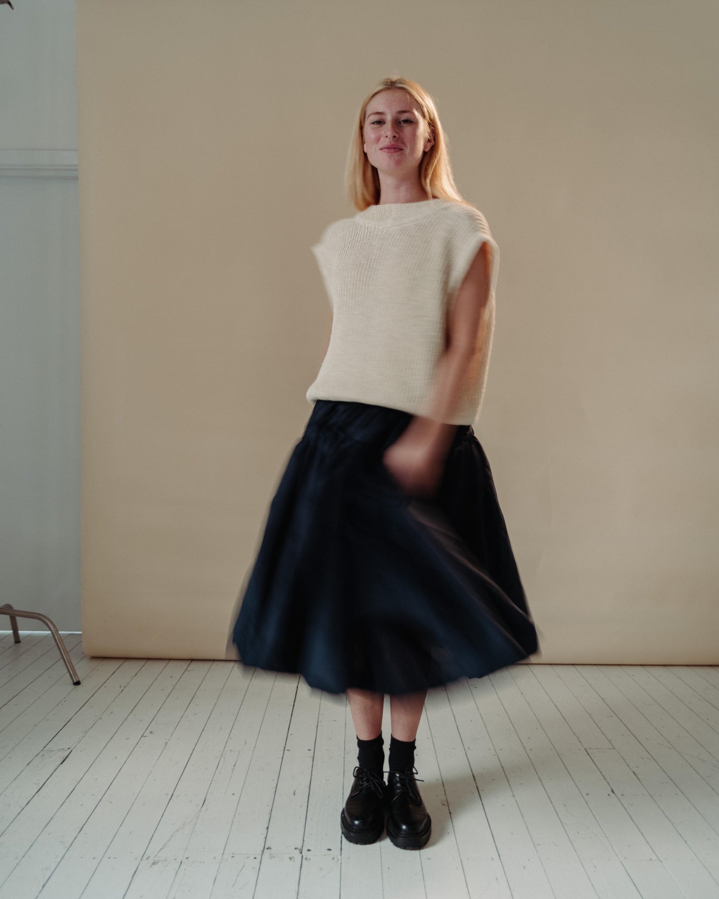 LINEN TUTU | The linen tutu - because no one ever really grows up enough to not want to wear a tutu! Voluminous, romantic and feminine, the tutu features two gathered layers with an oversized bow in a luxurious dark navy. Side seam pockets. Made with 100%