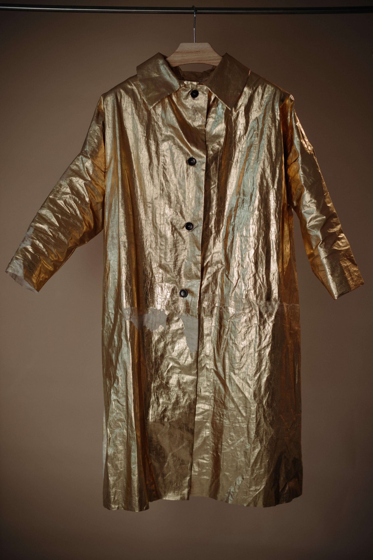 Find The Gold' Coat - Limited Edition Linen Hero Piece Find The Gold' Coat - Limited Edition Linen Hero Piece