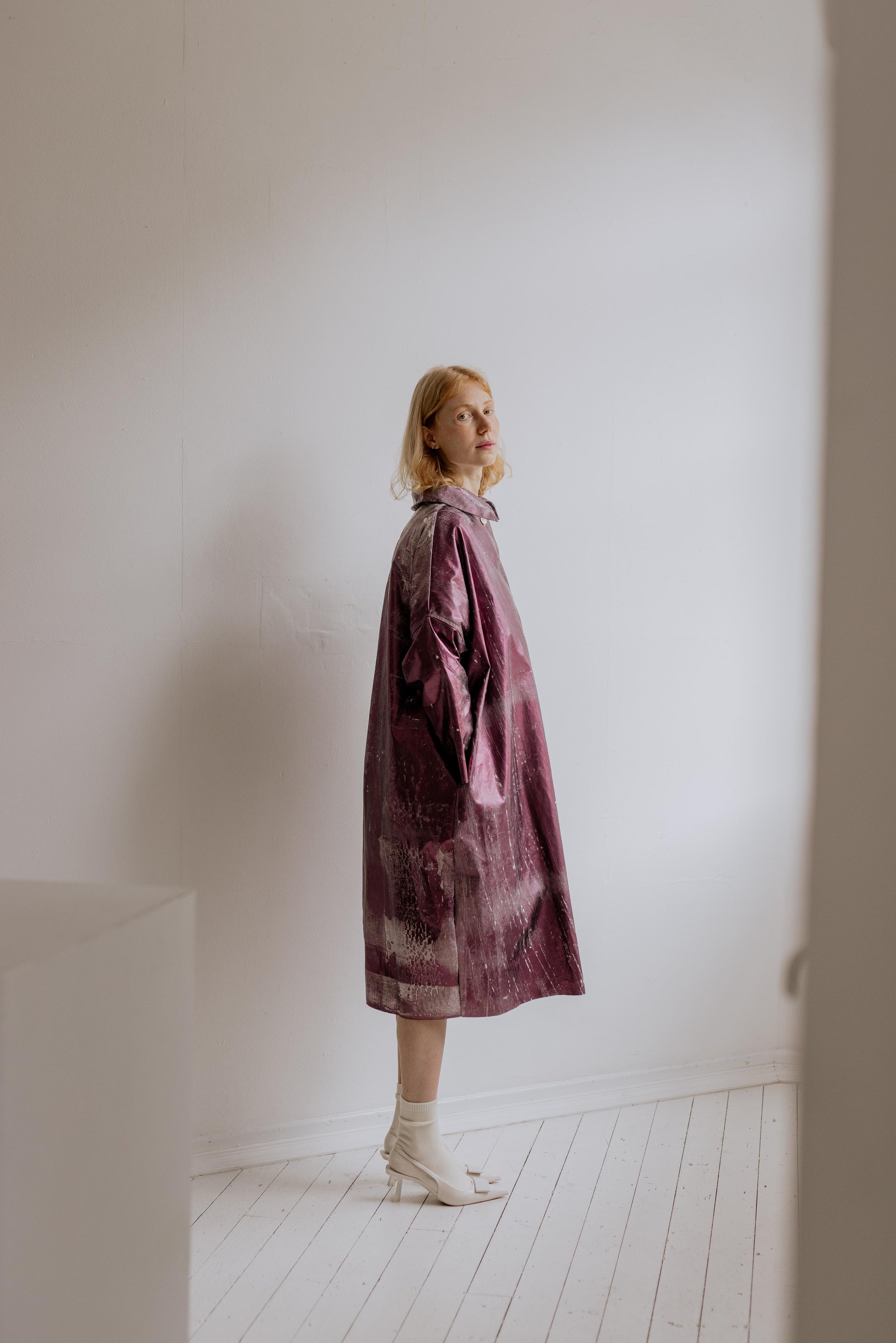 THE LUNA COAT | We are so excited to introduce our new metallic beetled linen - The Luna Coat. Cut in the same sillouhette as our much loved 'Find The Gold' Coat, The Luna has the same effortless, 'throw-on' feel to it, while remaining a stand-out, statem